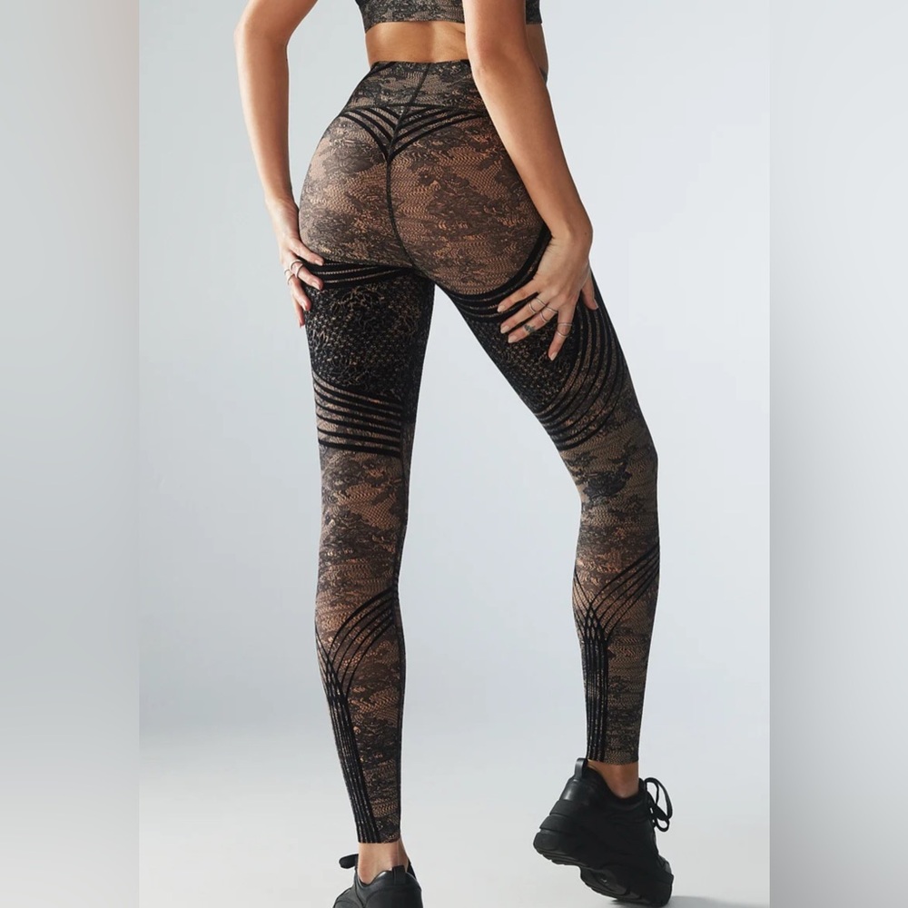 Savage X Fenty By Rihanna Sport Special FX High-Waist Legging Size M NWOT